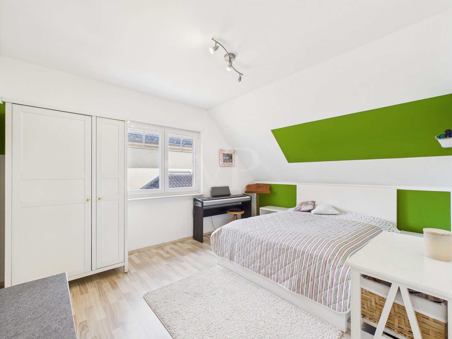 Schlaf-, Kinder- oder Arbeitszimmer 3