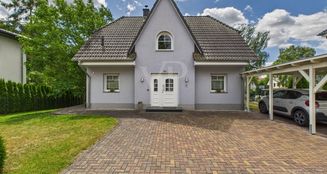 von_poll_real_estate_property_25206050_image_2