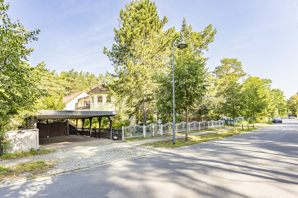 Hausansicht von der Straße
