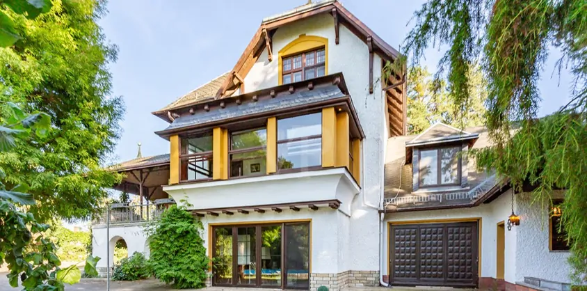 von Poll Immobilien GmbH