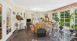 von_poll_real_estate_property_25206058_image_7