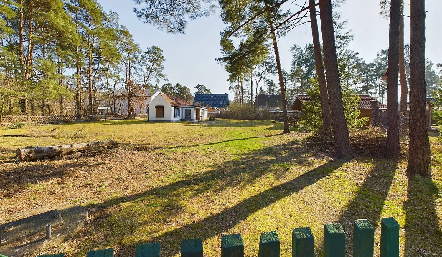 Einfahrt Grundstück