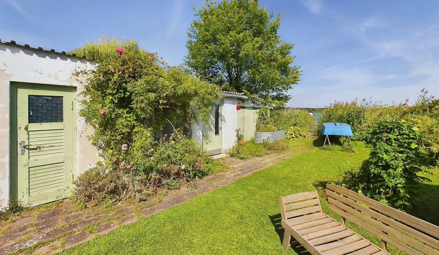 Bestandsgebäude (massiver Schuppen)