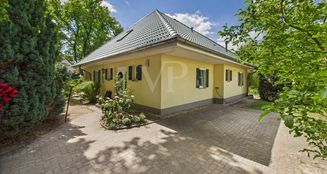 von_poll_real_estate_property_25206003_image_1