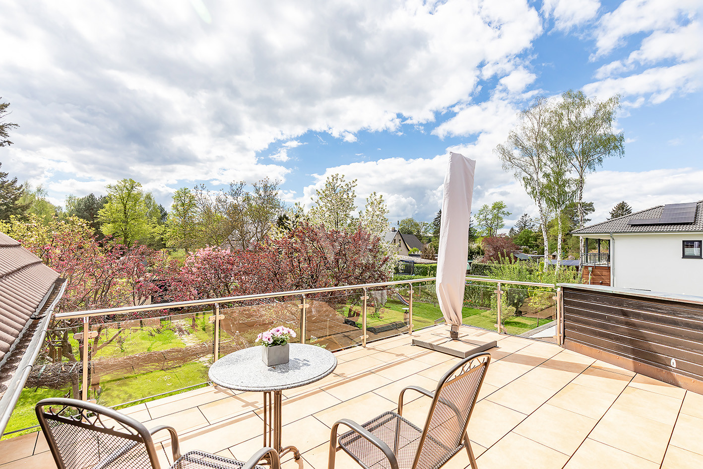 Süd-Terrasse im Dachgeschoss