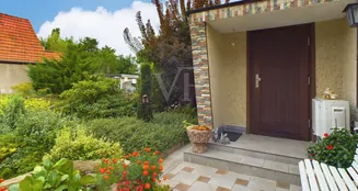 von_poll_real_estate_property_24206045_image_2