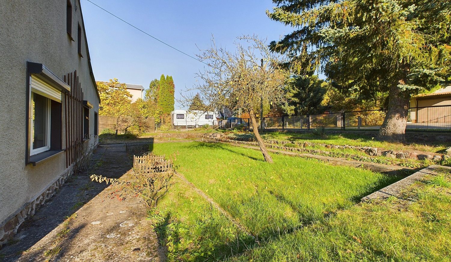 Blick zur Straße
