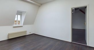 von_poll_real_estate_property_23206010-DG_image_4
