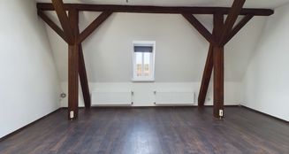 von_poll_real_estate_property_23206010-DG_image_6