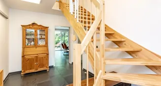 von_poll_real_estate_property_25206071_image_5