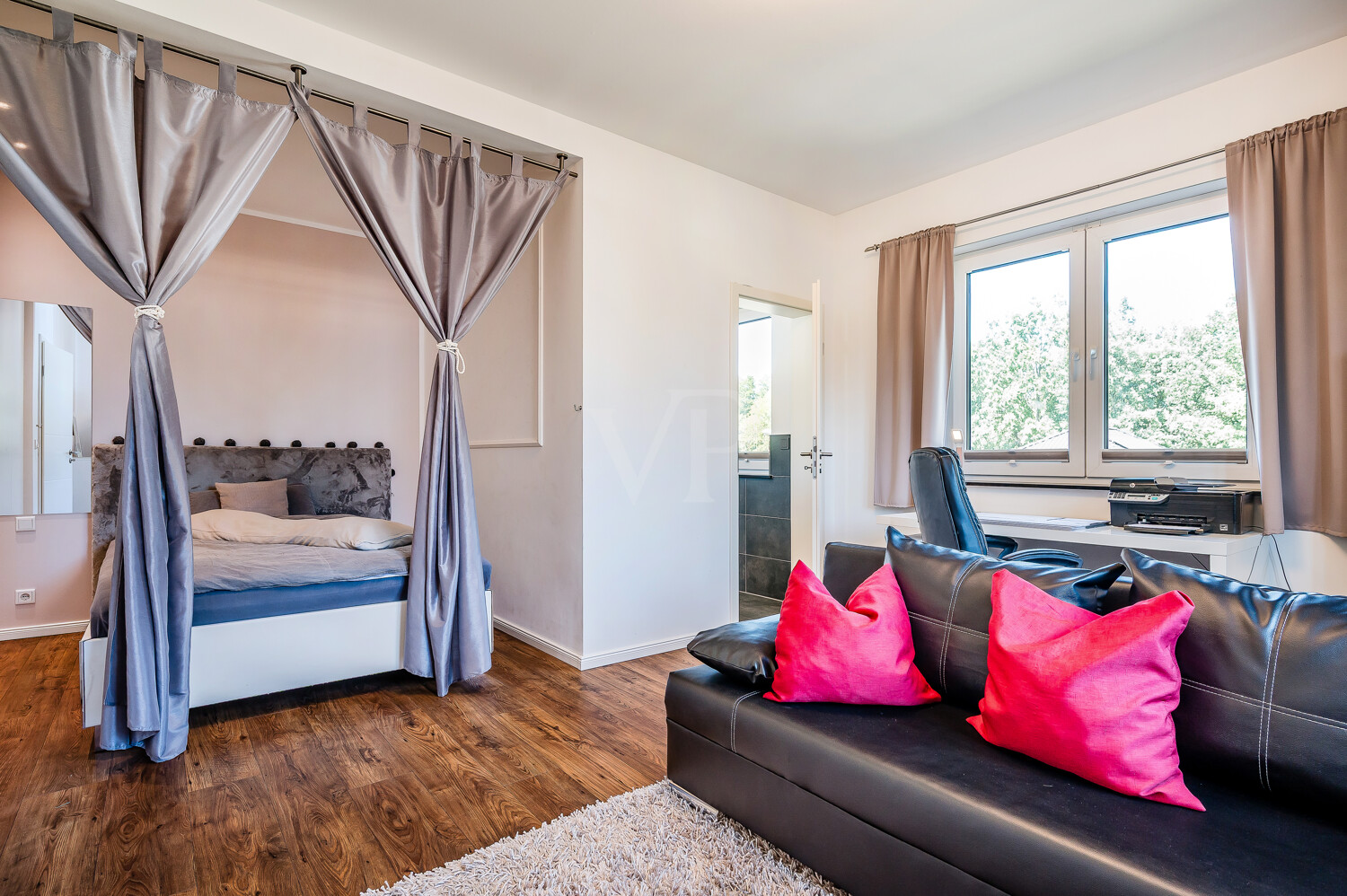 Schlaf-, Kinder- oder Gästezimmer