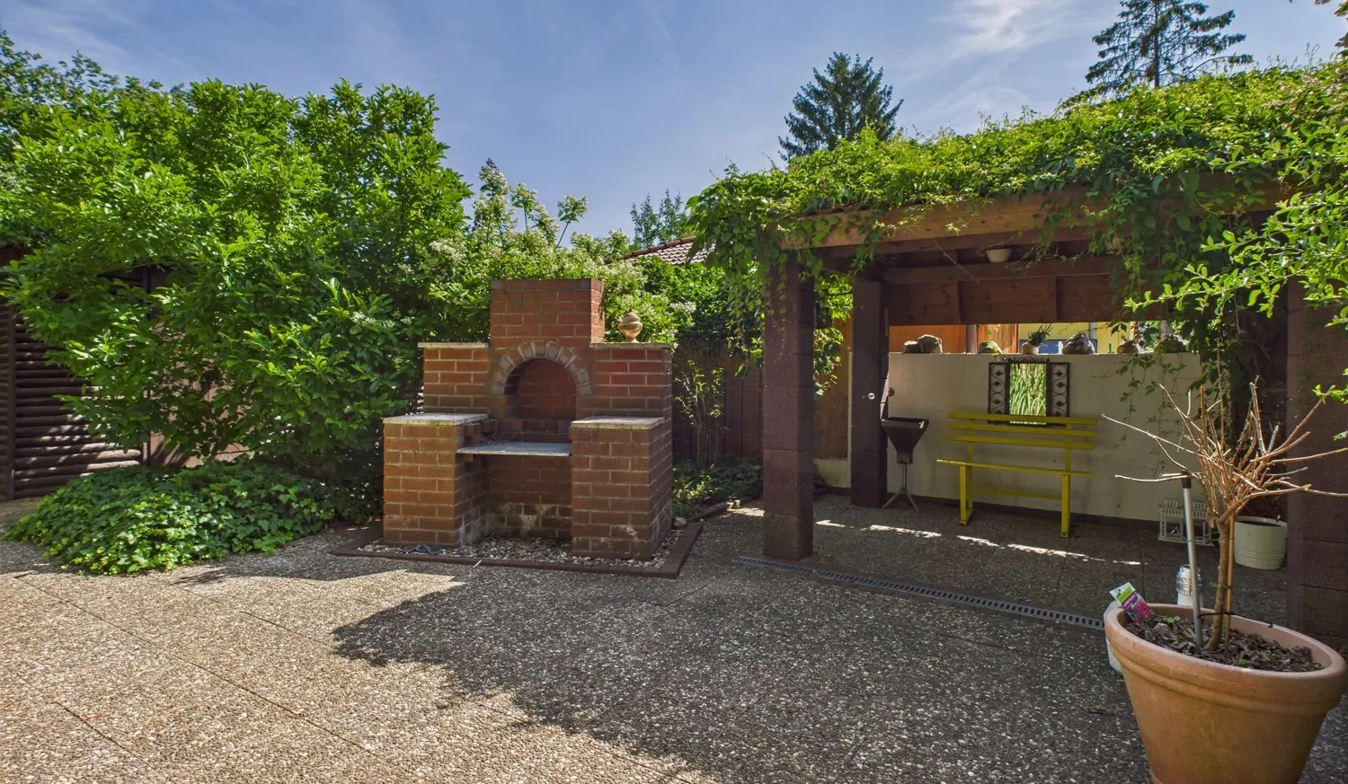 Grill überdachte Terrasse