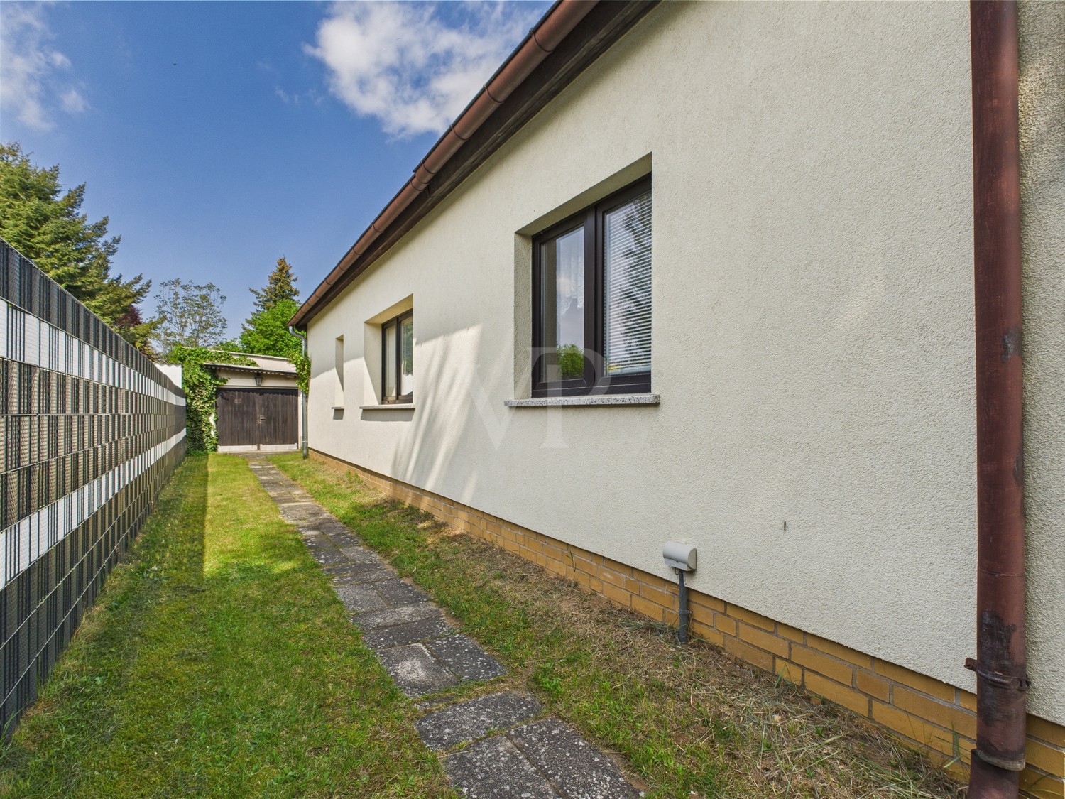 Zufahrt zur Garage