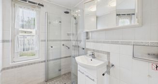 von_poll_real_estate_property_25016005_image_12