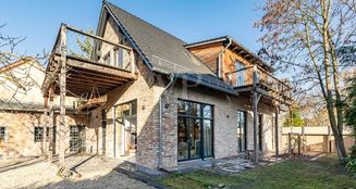 von_poll_real_estate_property_24206056-WOH_image_0