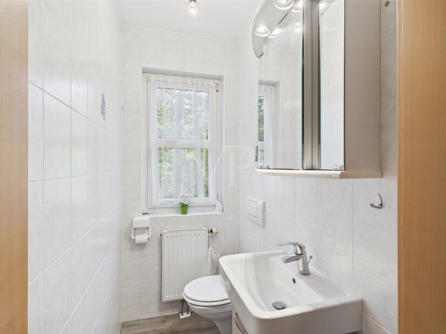 WC mit Fenster im Obergeschoss