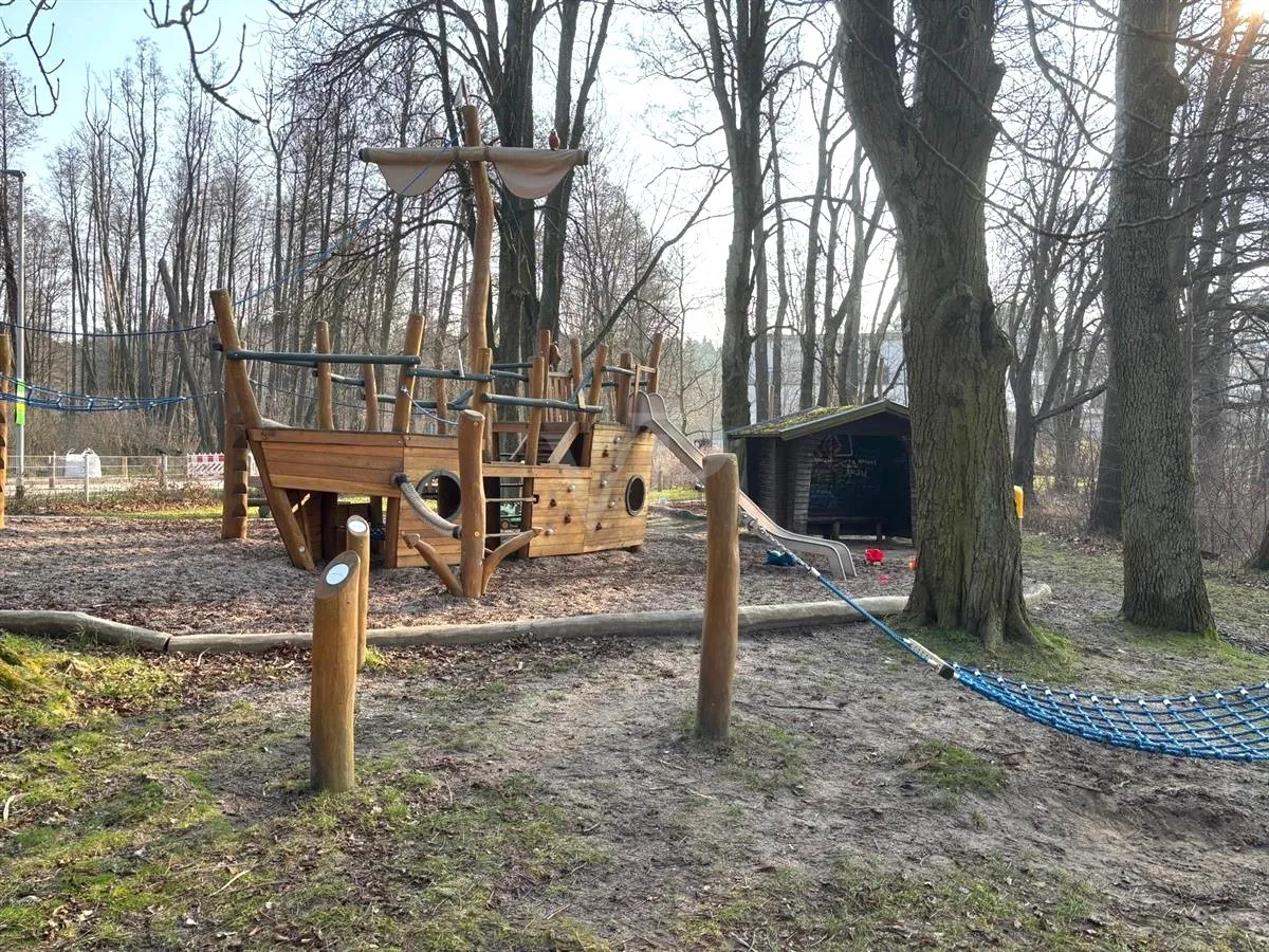 Spielplatz Bootsanlegestelle