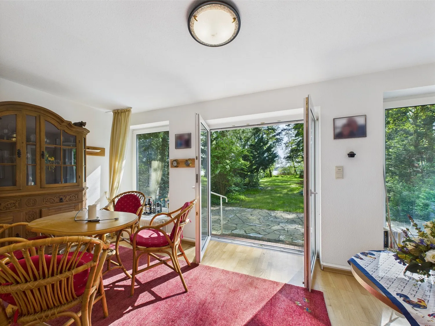 Wohn- Esszimmer