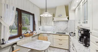 von_poll_real_estate_property_25016017_image_9