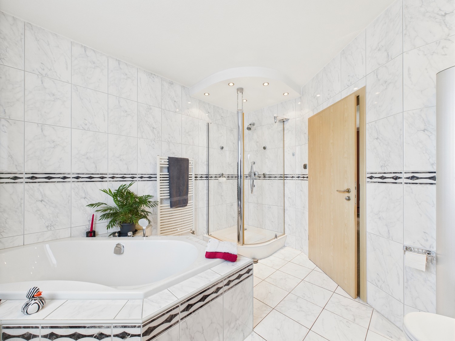 Badezimmer Erdgeschoss