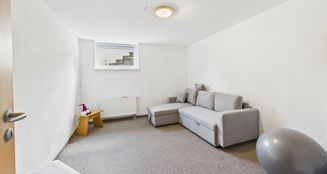 von_poll_real_estate_property_25206045_image_23