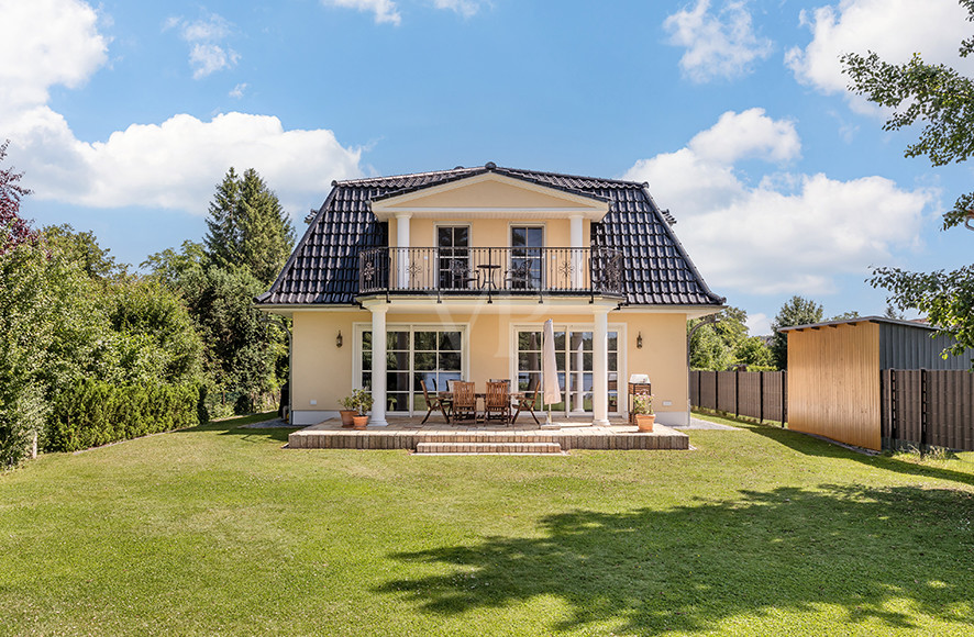 Villa zur Seeseite