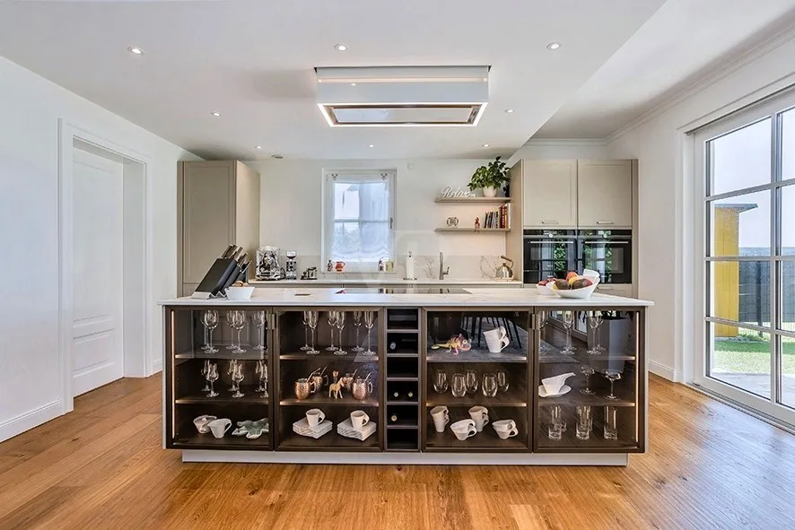 Hochwertige Einbauküche