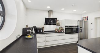 von_poll_real_estate_property_25016007_image_11