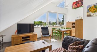 von_poll_real_estate_property_25206039-DGlinks_image_2
