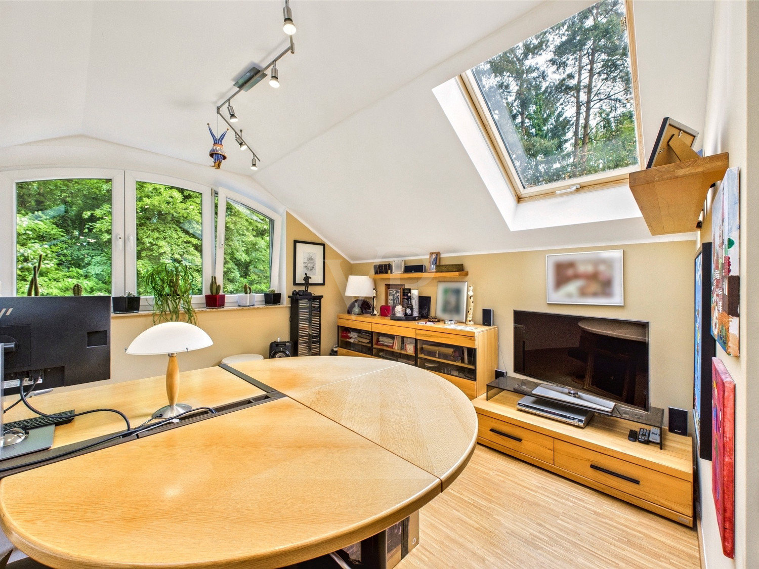 Büro im DG