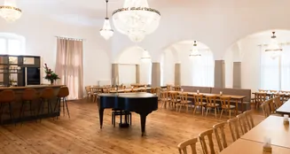 von_poll_real_estate_property_25343034-KD_image_3