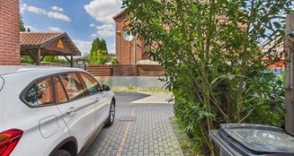 von_poll_real_estate_property_25016006_image_3