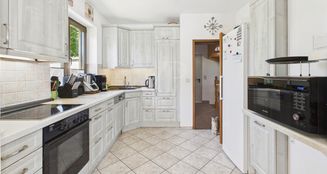 von_poll_real_estate_property_25206049_image_9