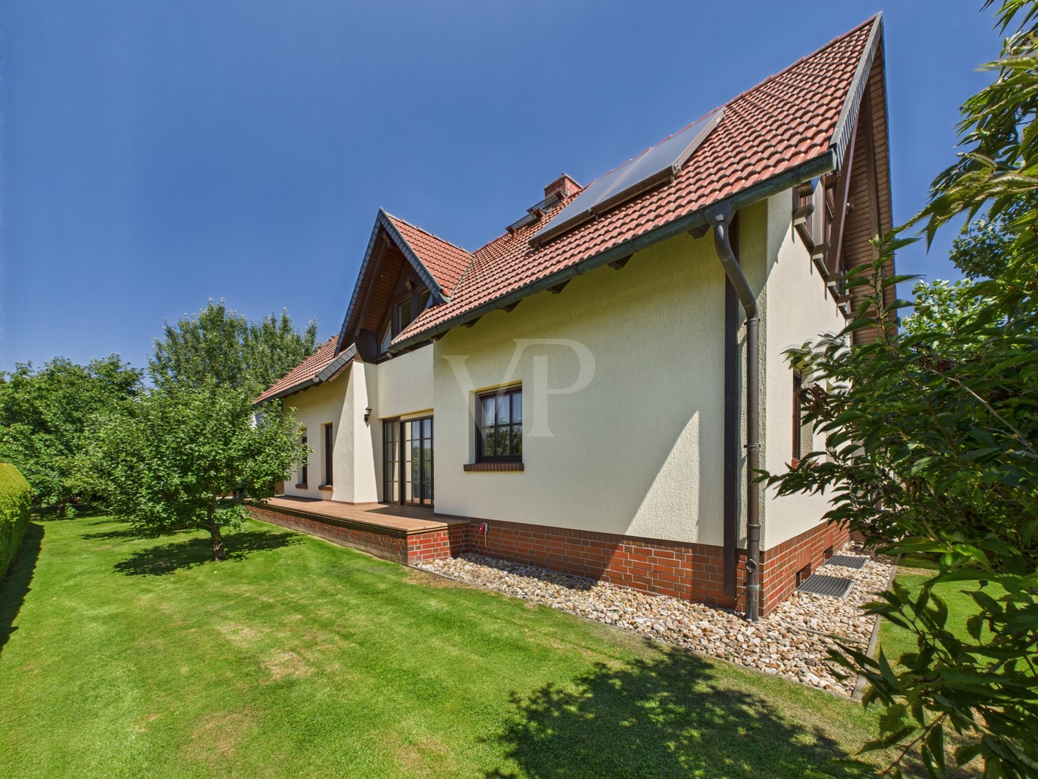 Blick auf den Südgiebel des Hauses