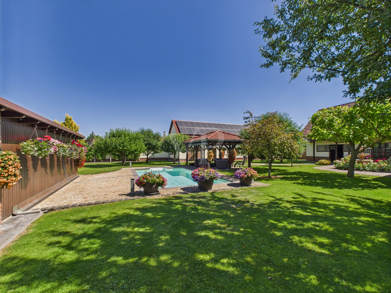 Gepflegte Gartenanlage