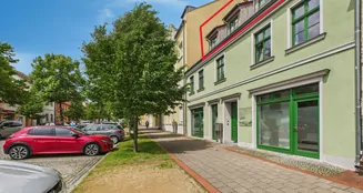 von_poll_real_estate_property_25206043-DG_image_1