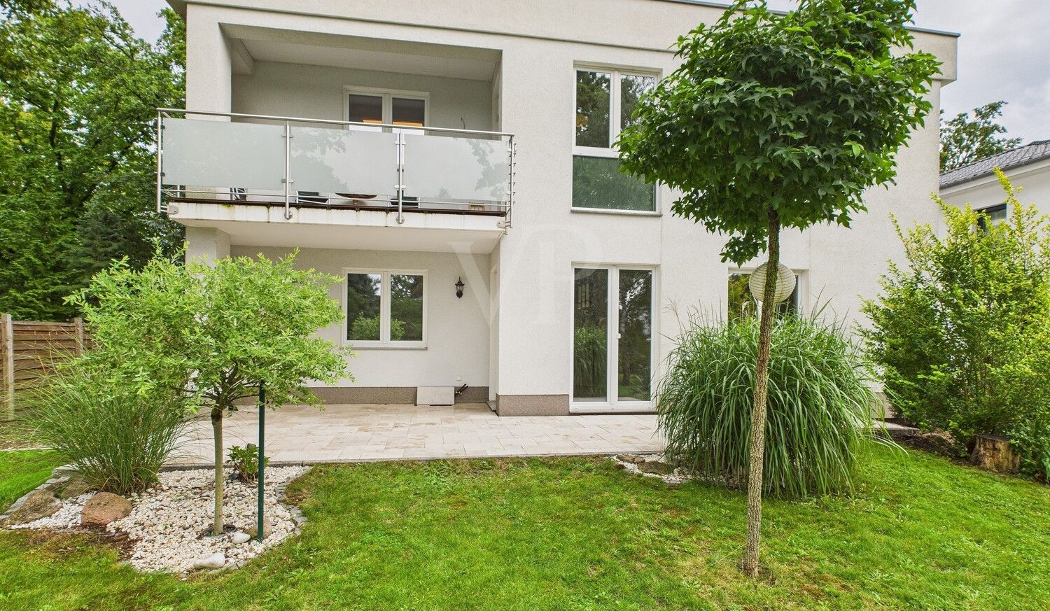 Terrasse und Balkon