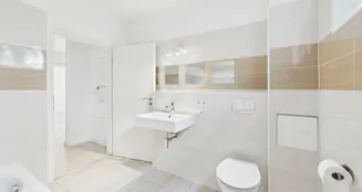 von_poll_real_estate_property_25206070_image_11