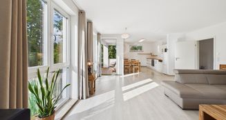 von_poll_real_estate_property_25206070_image_14