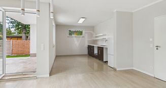 von_poll_real_estate_property_25206070_image_8