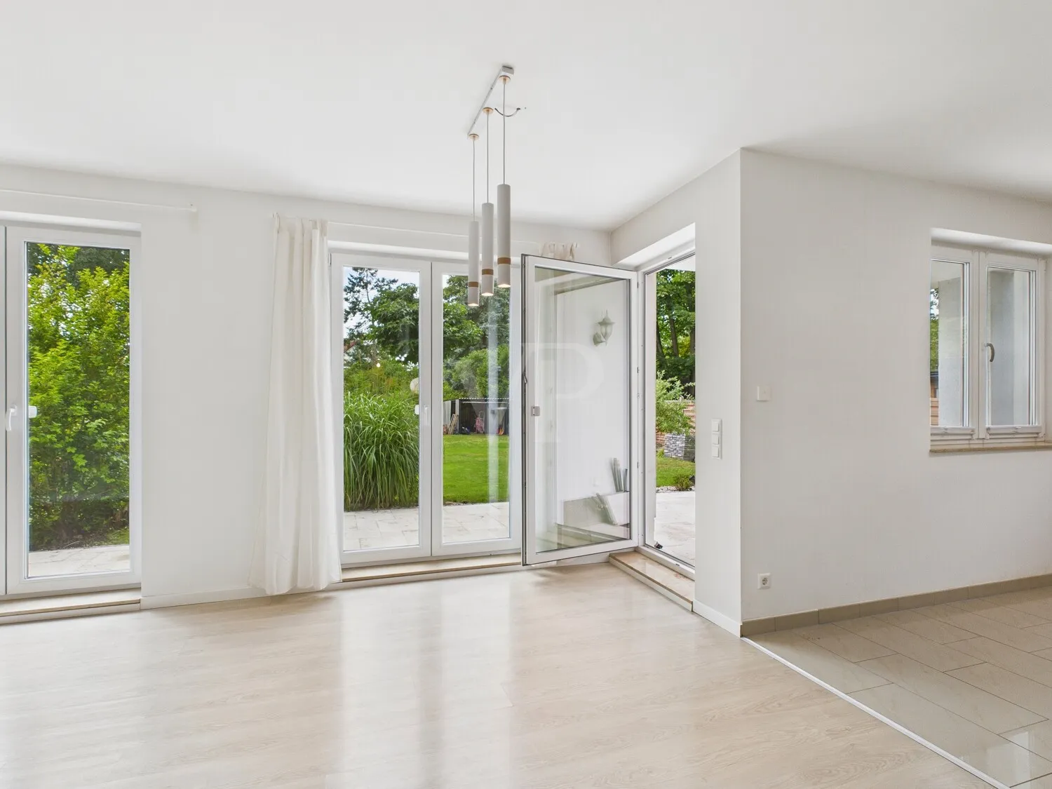 Eintritt in den offen Wohn- und Küchenbereich