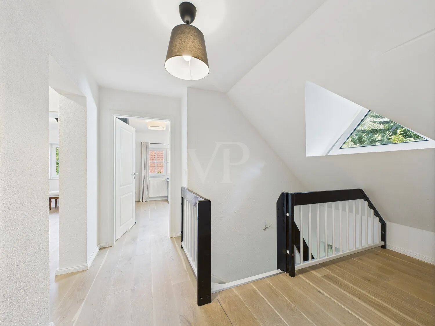 Flur / Galerie im OG