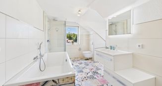 von_poll_real_estate_property_25206078_image_7