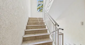 von_poll_real_estate_property_25206078_image_10