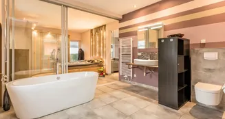 von_poll_real_estate_property_25206082_image_7