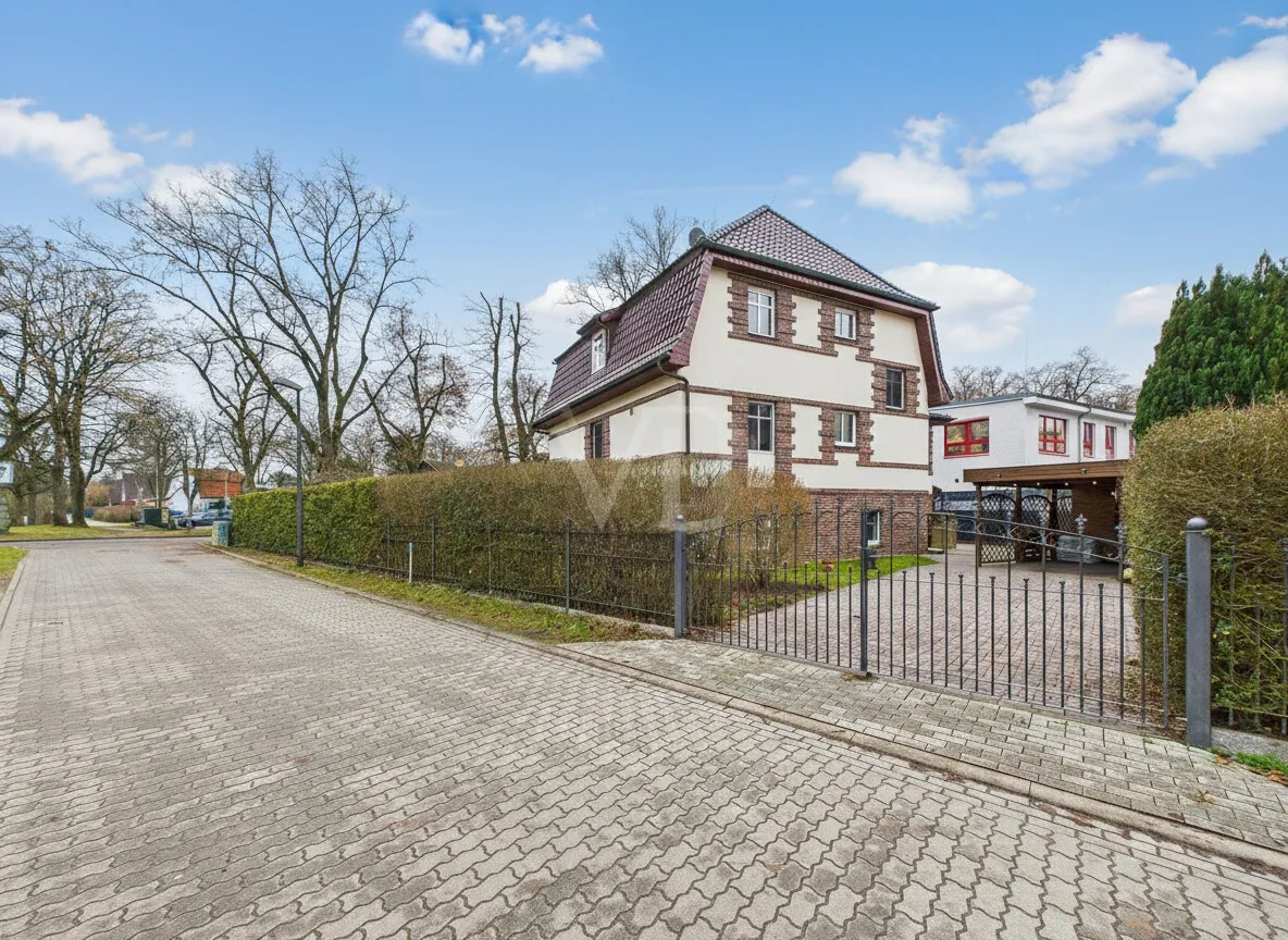 Blick auf die Zufahrt