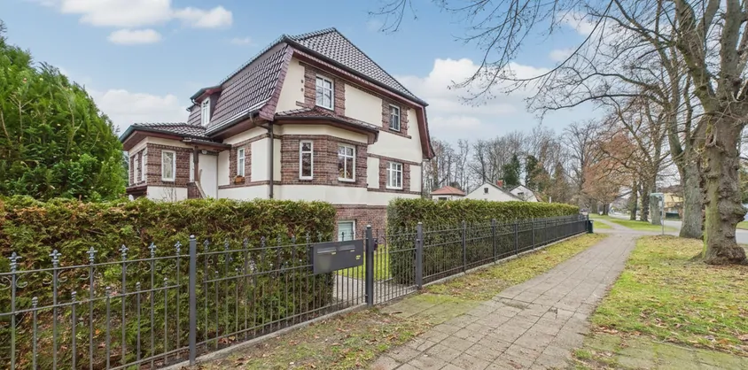 von Poll Immobilien GmbH
