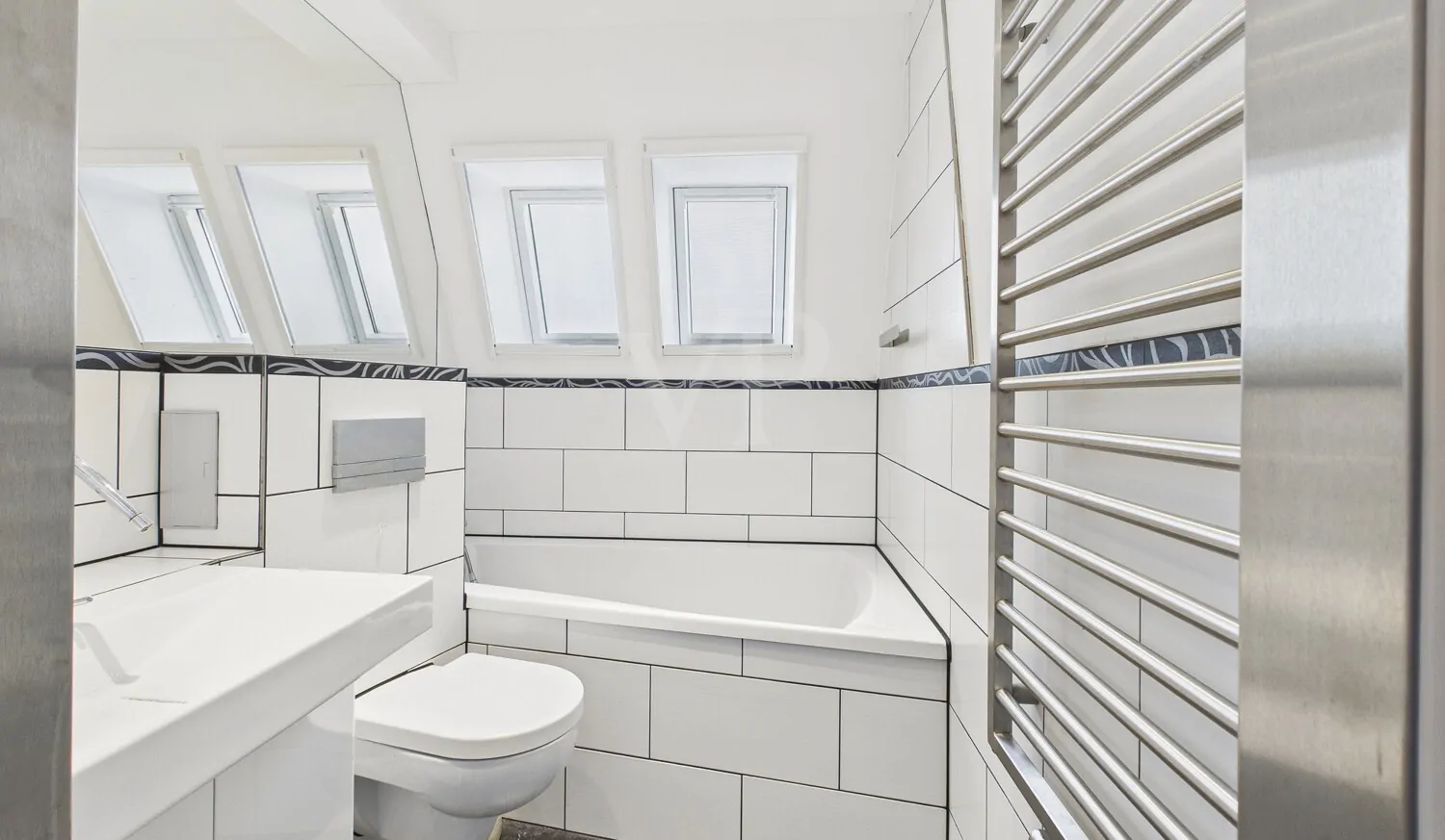 Modernisiertes Wannenbad