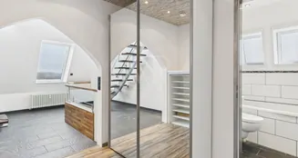 von_poll_real_estate_property_25206090_image_2