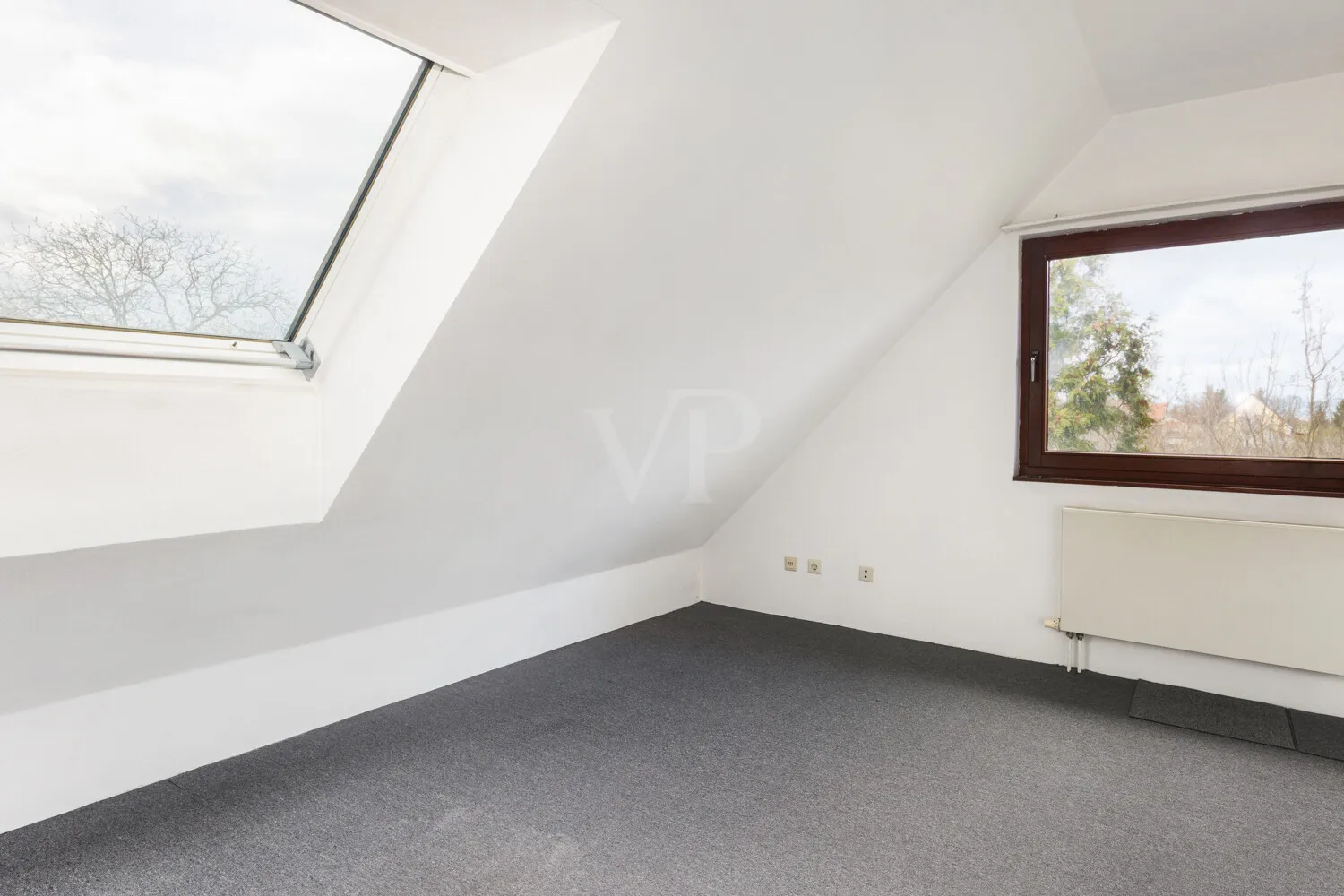 Schlaf-, Kinder- oder Arbeitszimmer 2 im Dachgeschoss